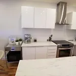 3 Bedroom Near Olympic Stadium